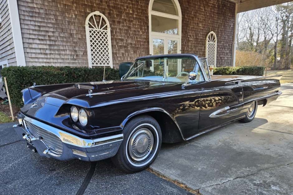 1959 Ford Thunderbird (1958-1960) sold for $16,250