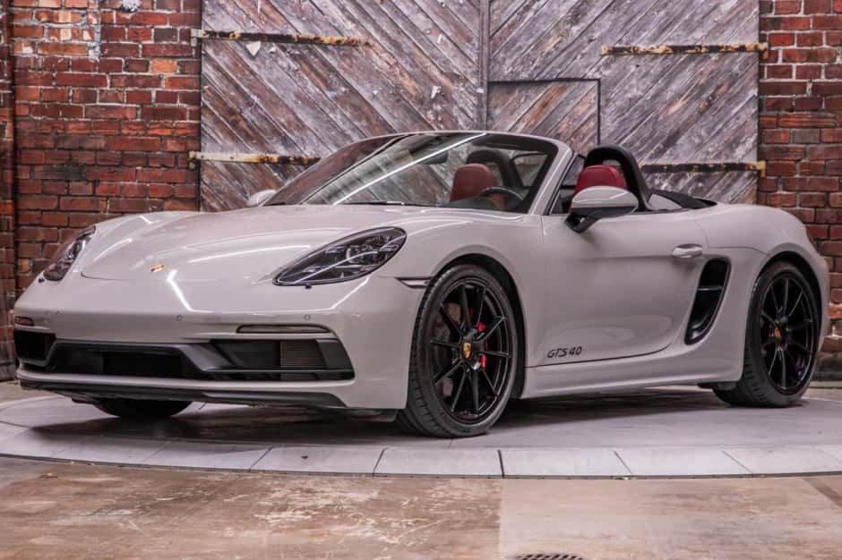 2022 Porsche 982 718 Boxster sold for $88,000