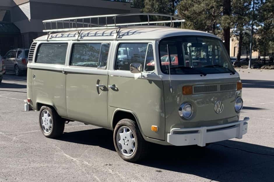 1974 Volkswagen Bay-Window Bus sold for $18,500