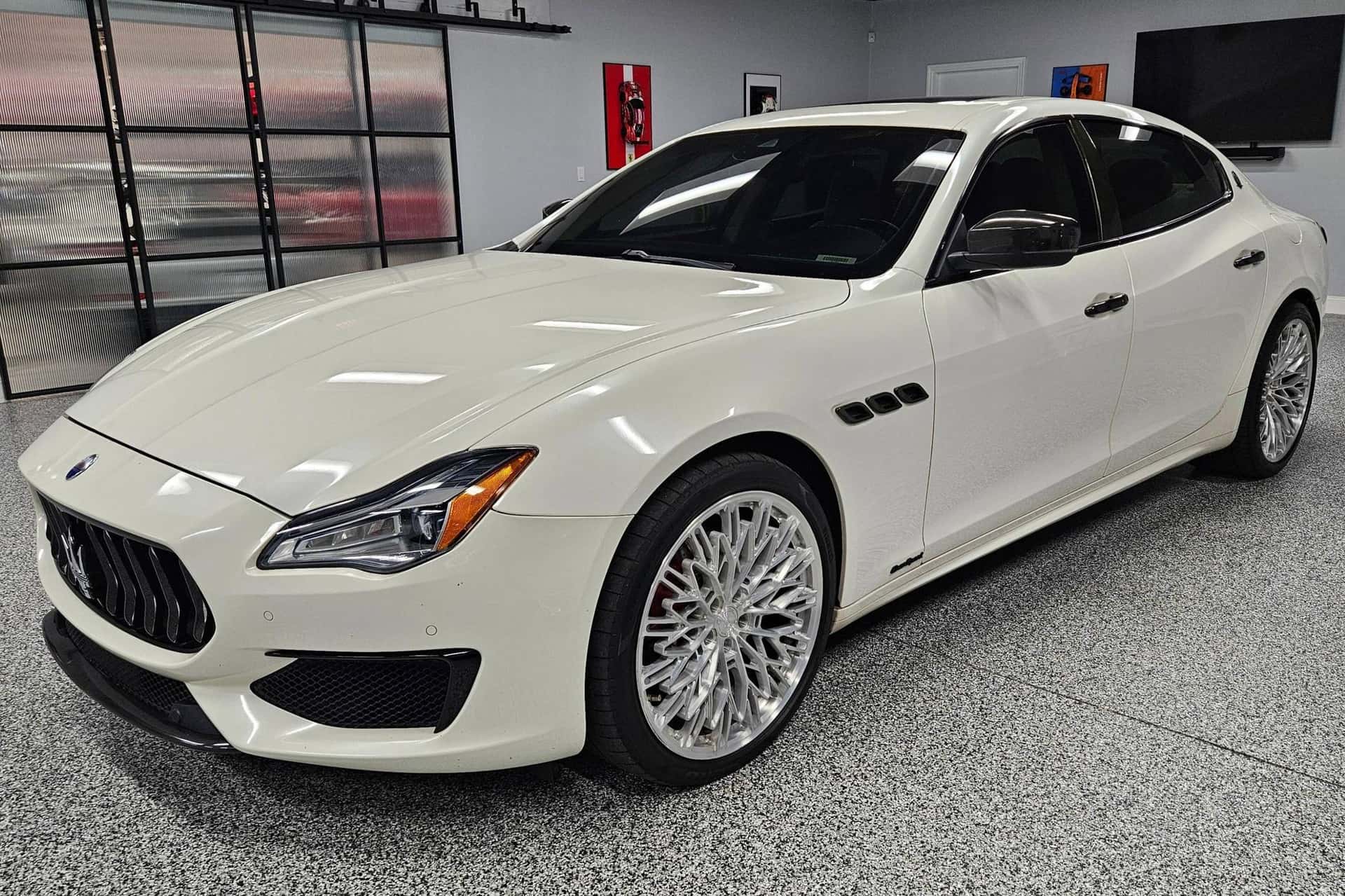 2018 Maserati Quattroporte sold for $20,250