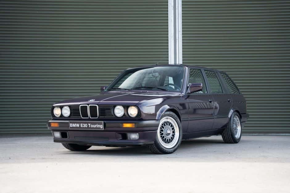 1993 BMW E30 3-Series Touring sold for £11,500