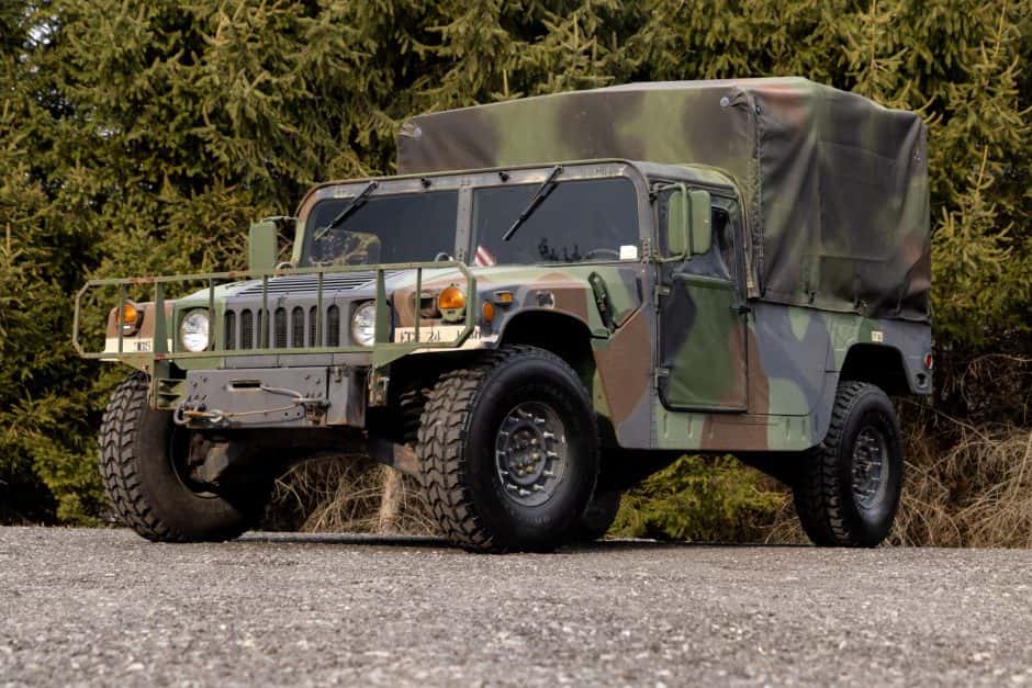 1991 Hummer HMMWV/Humvee sold for $11,500
