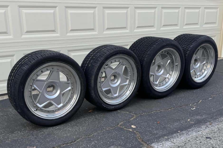 0 Ferrari F40 sold for $10,000
