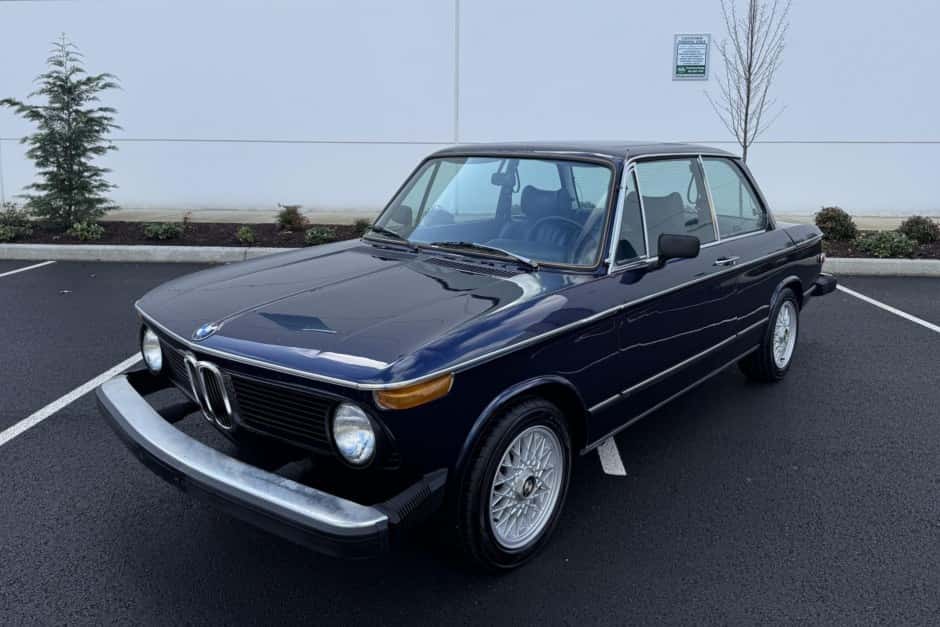 1974 BMW 2002tii sold for $19,002