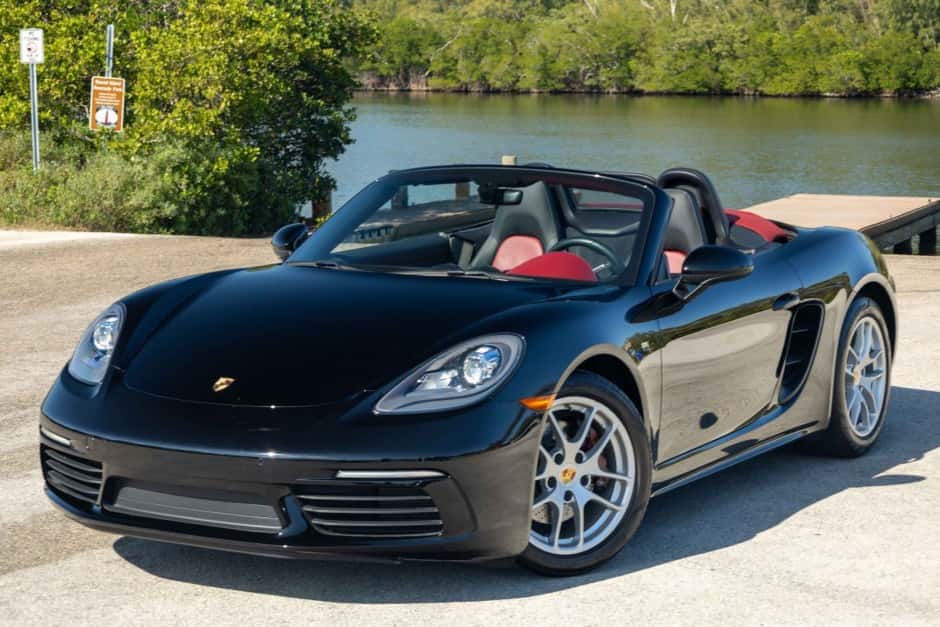 2017 Porsche 982 718 Boxster sold for $36,000