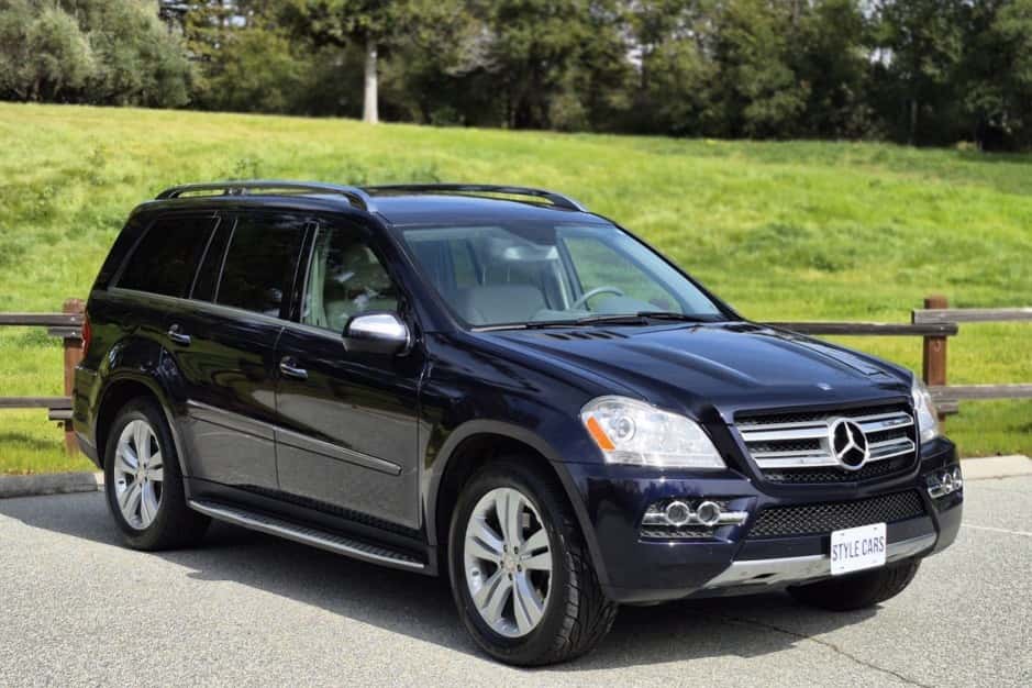 2010 Mercedes-Benz GL & GLS-Class sold for $10,300