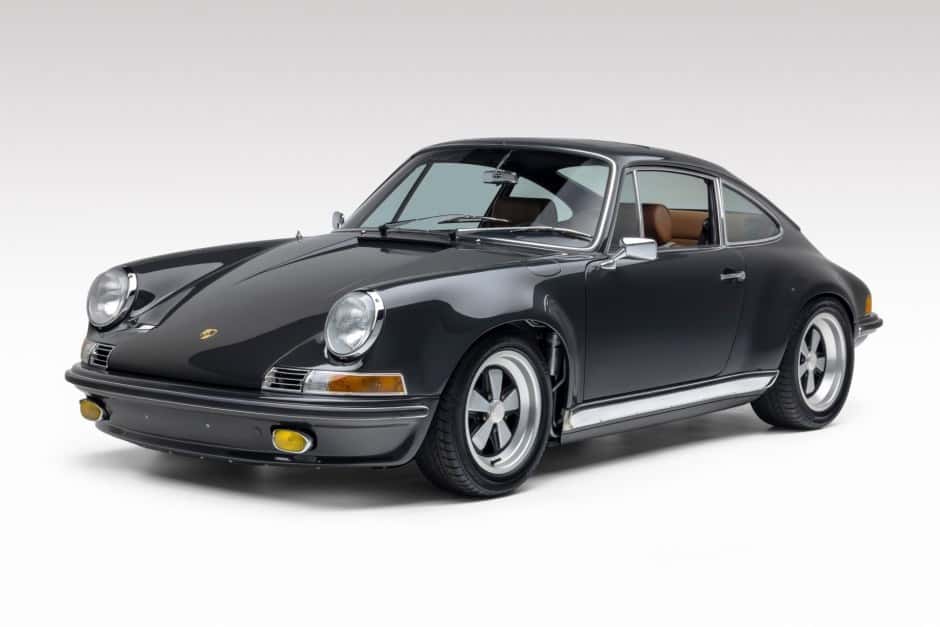1990 Porsche 964 911 (Non-Turbo) sold for $285,000