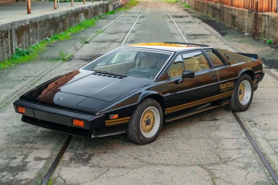 1983 Lotus Esprit sold for $60,000
