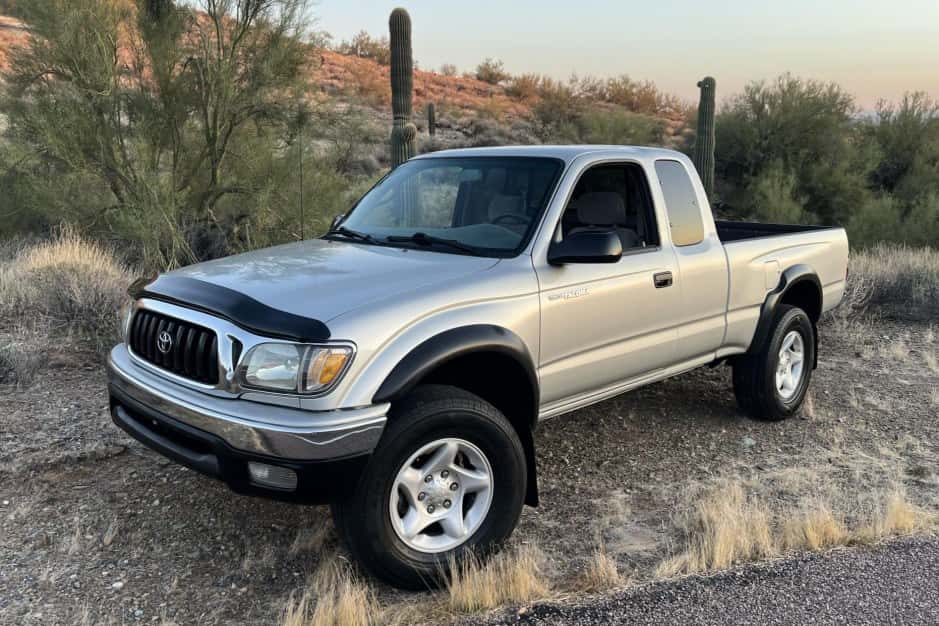 2003 Toyota Tacoma (N1X0 1995-2005) sold for $13,000