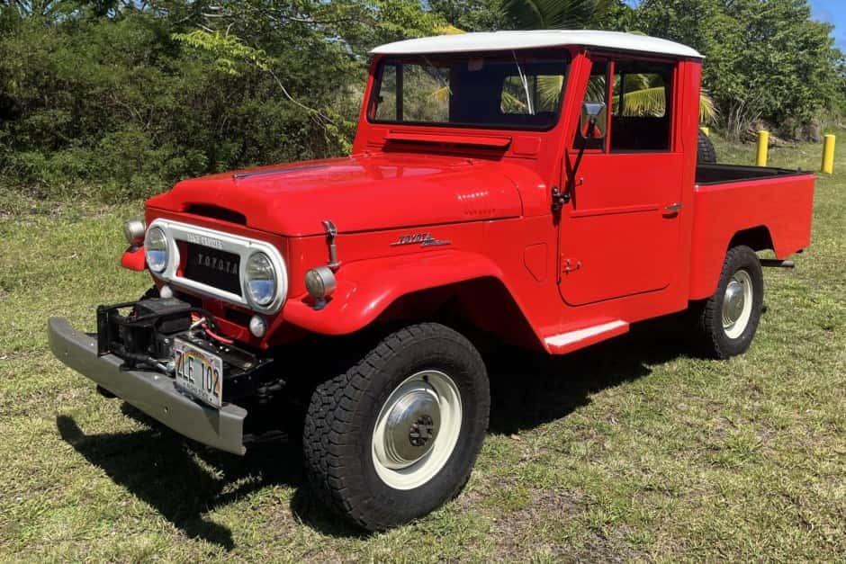 1963 Toyota Land Cruiser FJ45 sold for $21,750