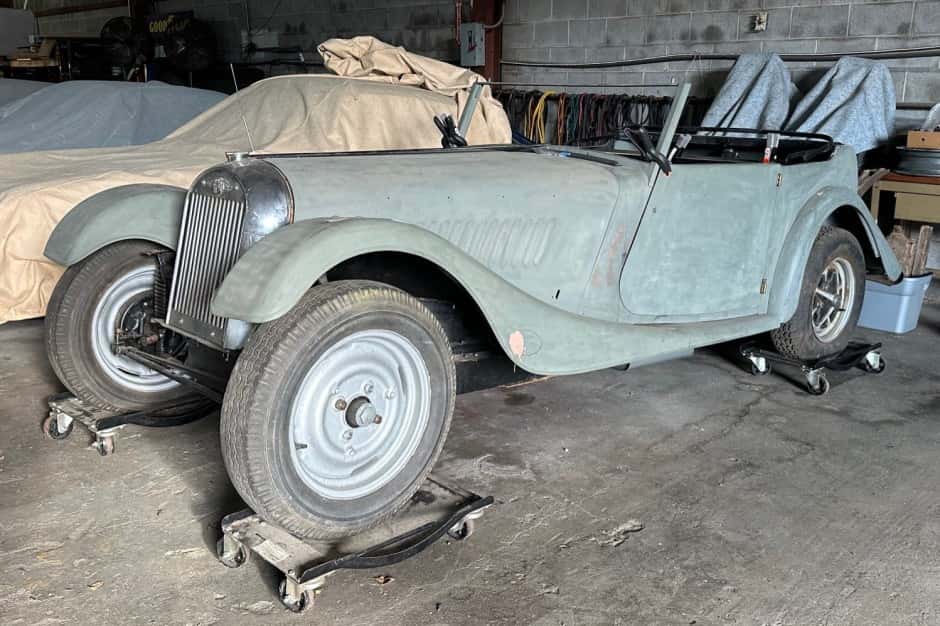 1953 Morgan Plus 4 sold for $5,000