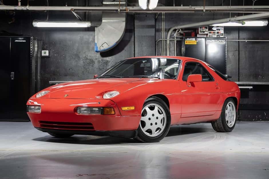 1991 Porsche 928 sold for $29,750