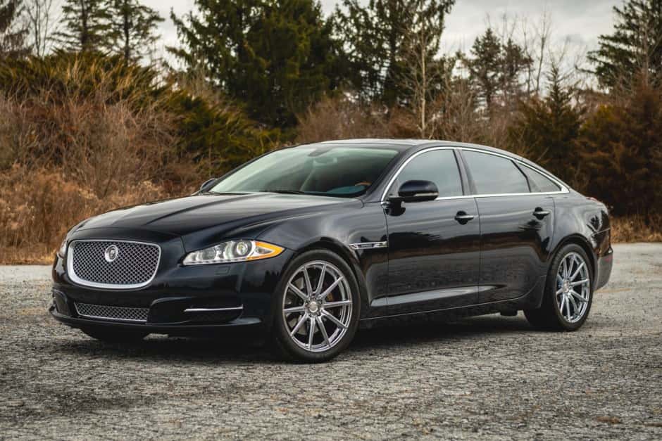 2012 Jaguar X351 XJ (2010-2019) sold for $11,750