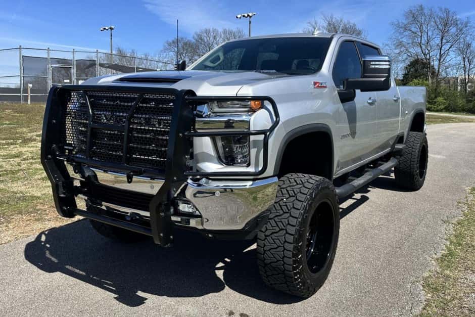 2023 Chevrolet Silverado T1XX (2019+) sold for $60,000