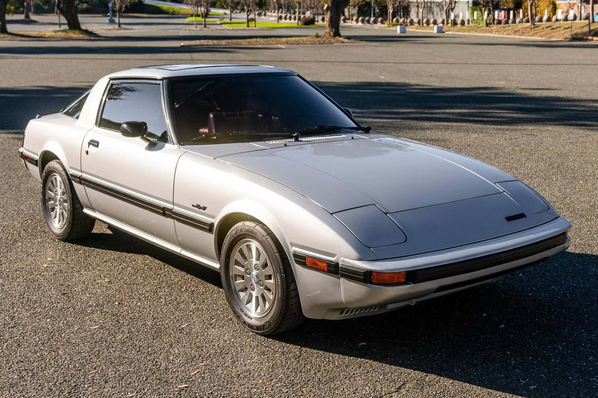 1984 Mazda FB RX-7 sold for $15,000
