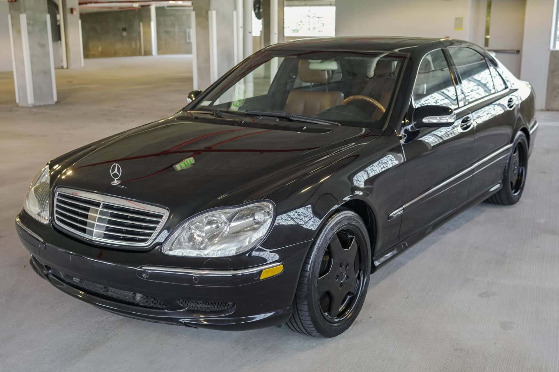 2001 Mercedes-Benz S-Class sold for $7,000