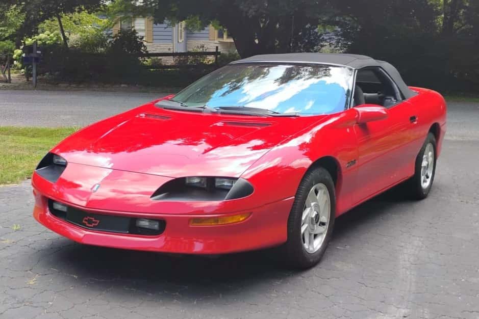 1995 Chevrolet Camaro 4th Generation 1993-2002 sold for $14,500