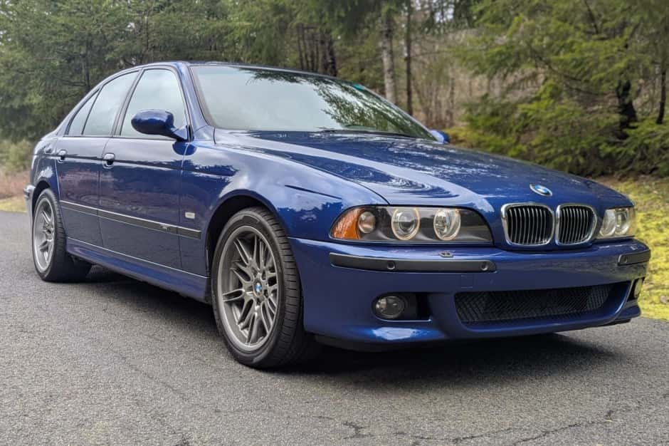 2002 BMW E39 M5 sold for $43,499
