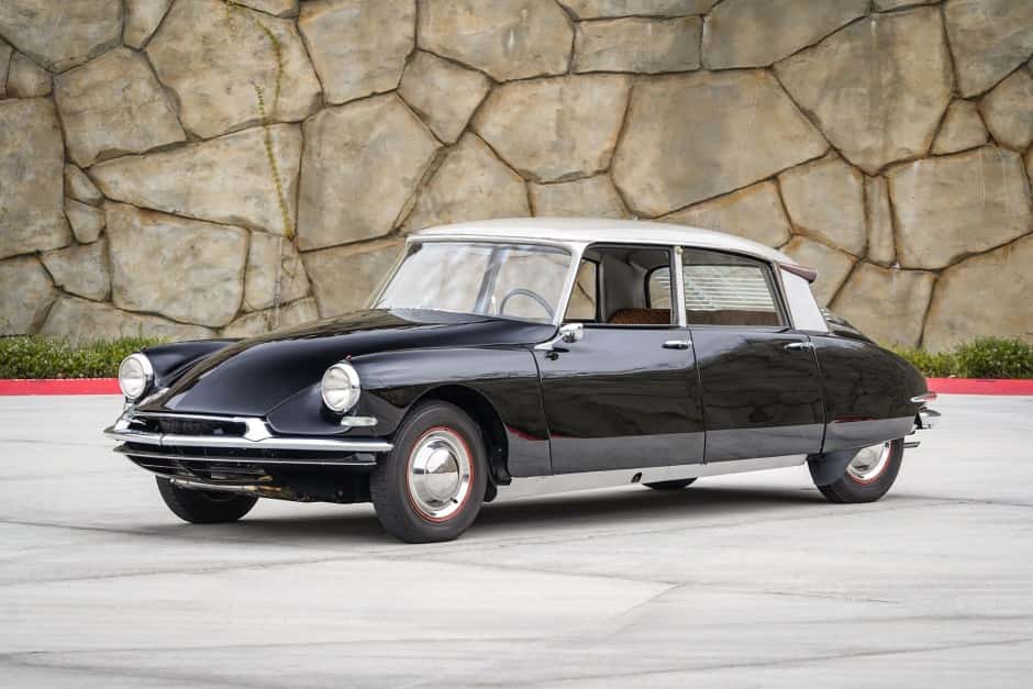 1958 Citroen DS sold for $37,000