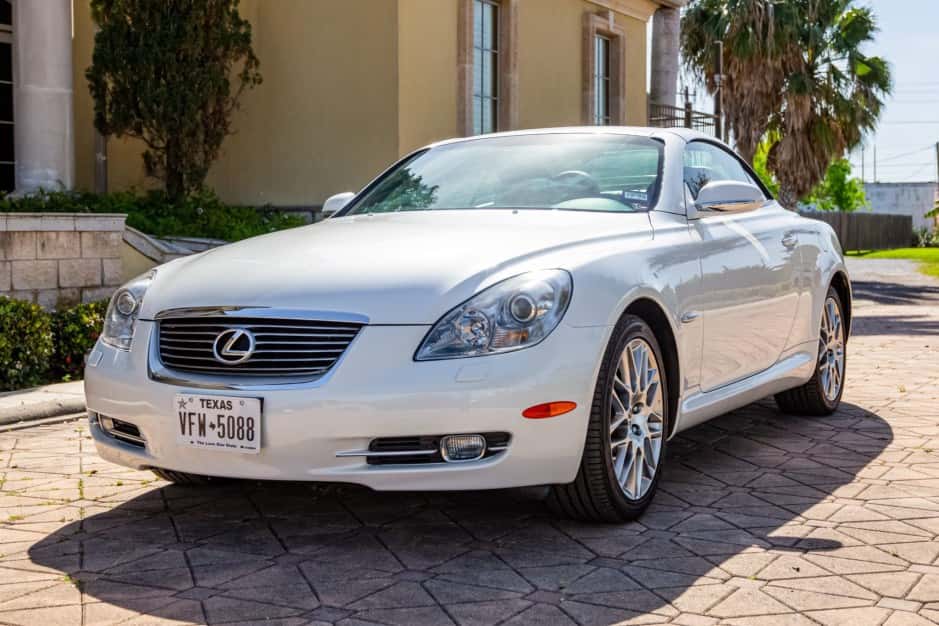2007 Lexus SC sold for $33,000
