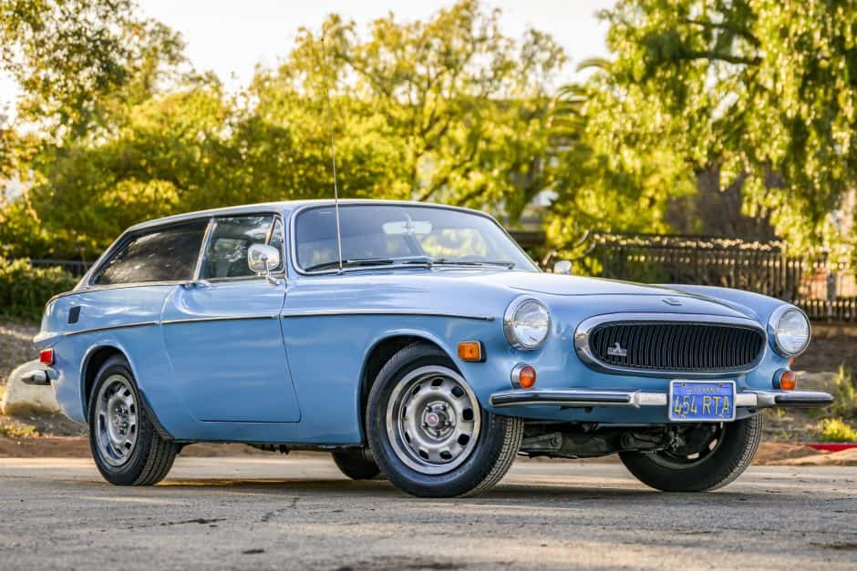 1973 Volvo 1800ES sold for $7,700