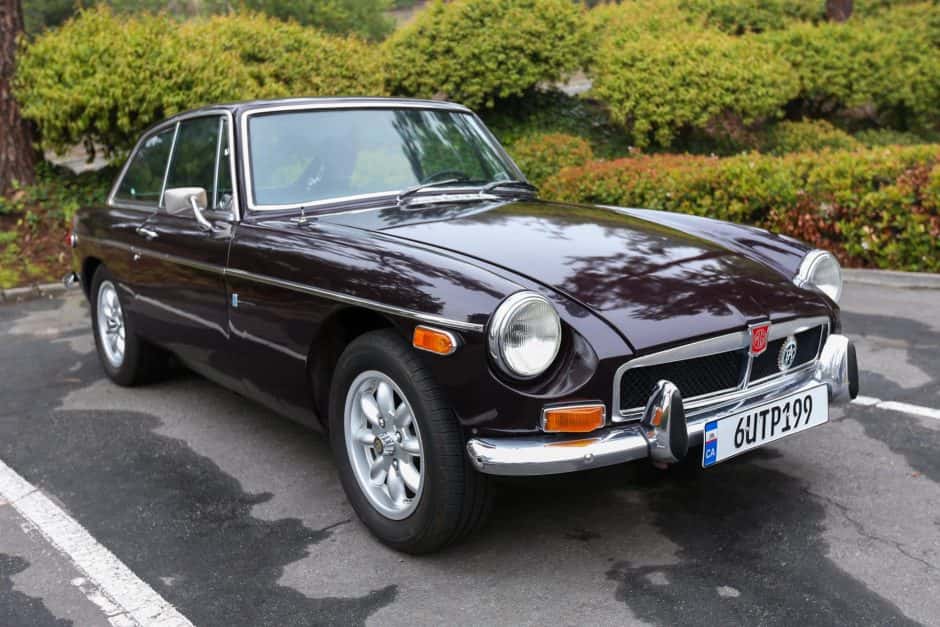 1973 MG MGB sold for $13,000