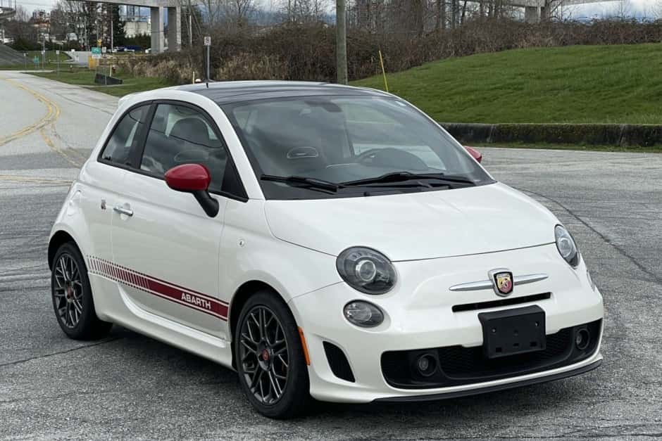 2017 Fiat 500 (2012-2019) sold for $14,500