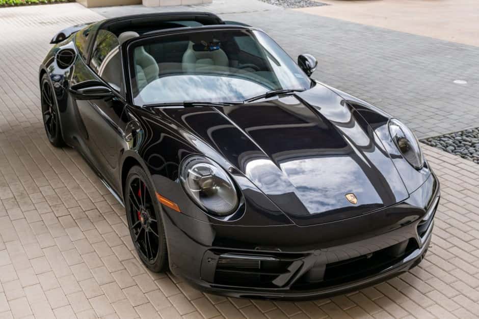 2024 Porsche 992 911 (Non-Turbo/GT2/GT3) sold for $196,000