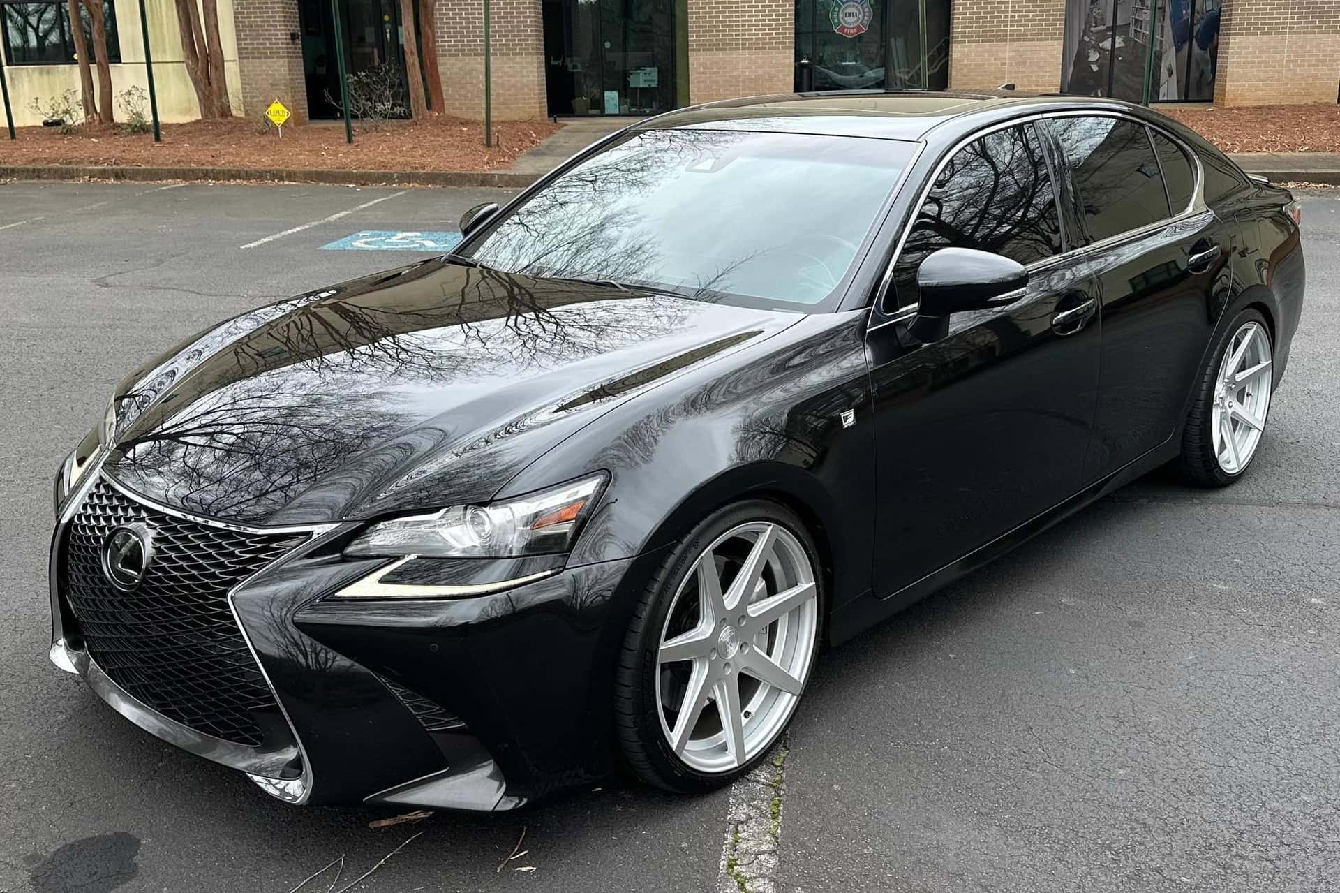 2016 Lexus GS sold for $22,250