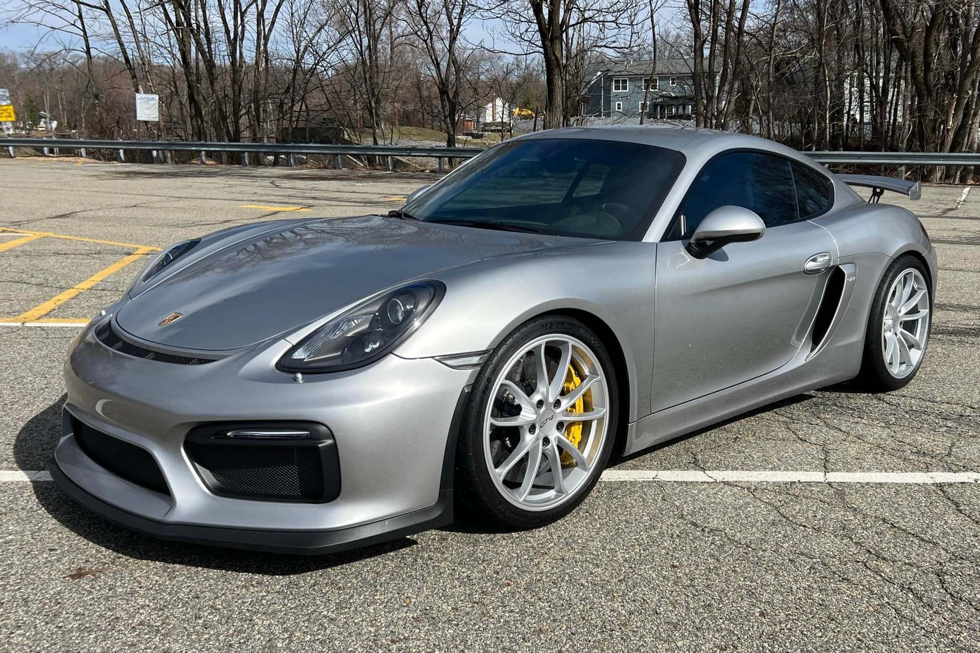 2016 Porsche 981 Cayman sold for $98,100