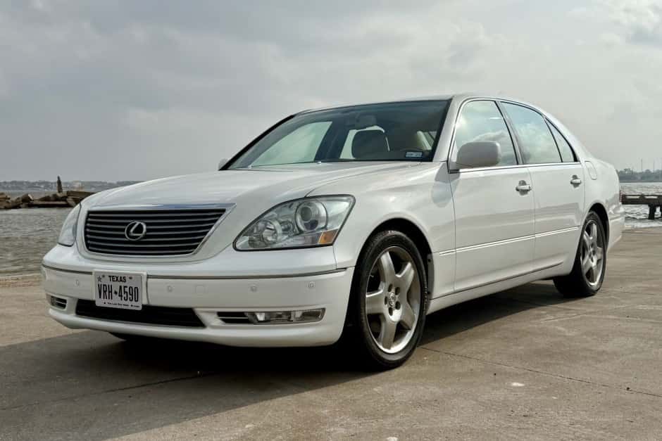 2006 Lexus LS Sedan sold for $14,000