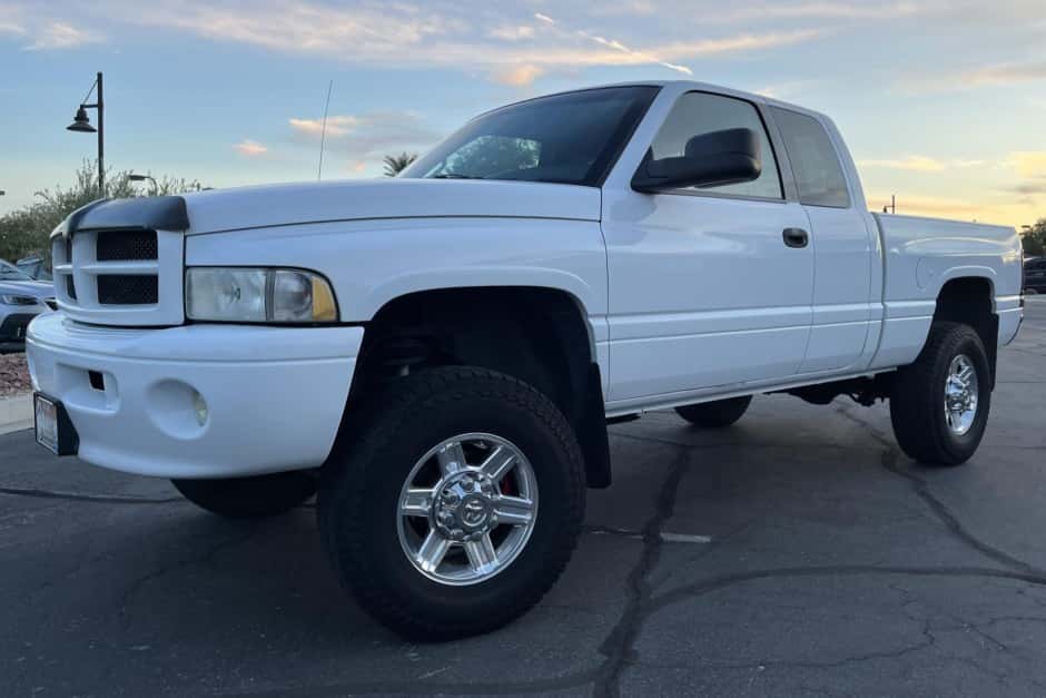 1999 Dodge Ram (1994-2002) sold for $19,250