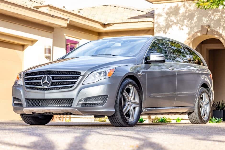 2012 Mercedes-Benz W251 R-Class sold for $19,000