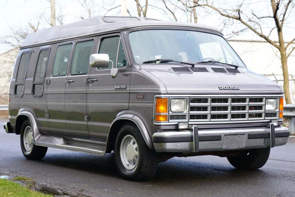 1991 Dodge Ram Van sold for $9,750
