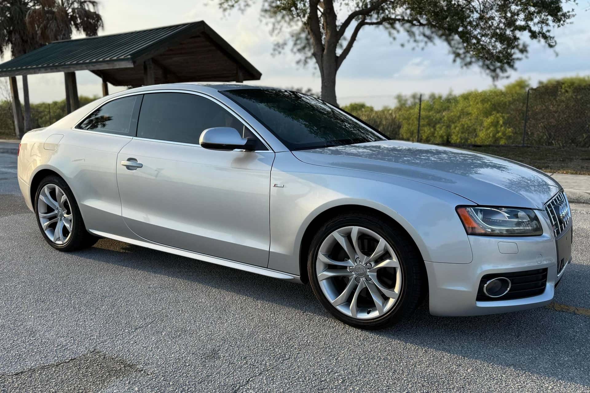 2010 Audi A5 sold for $9,100