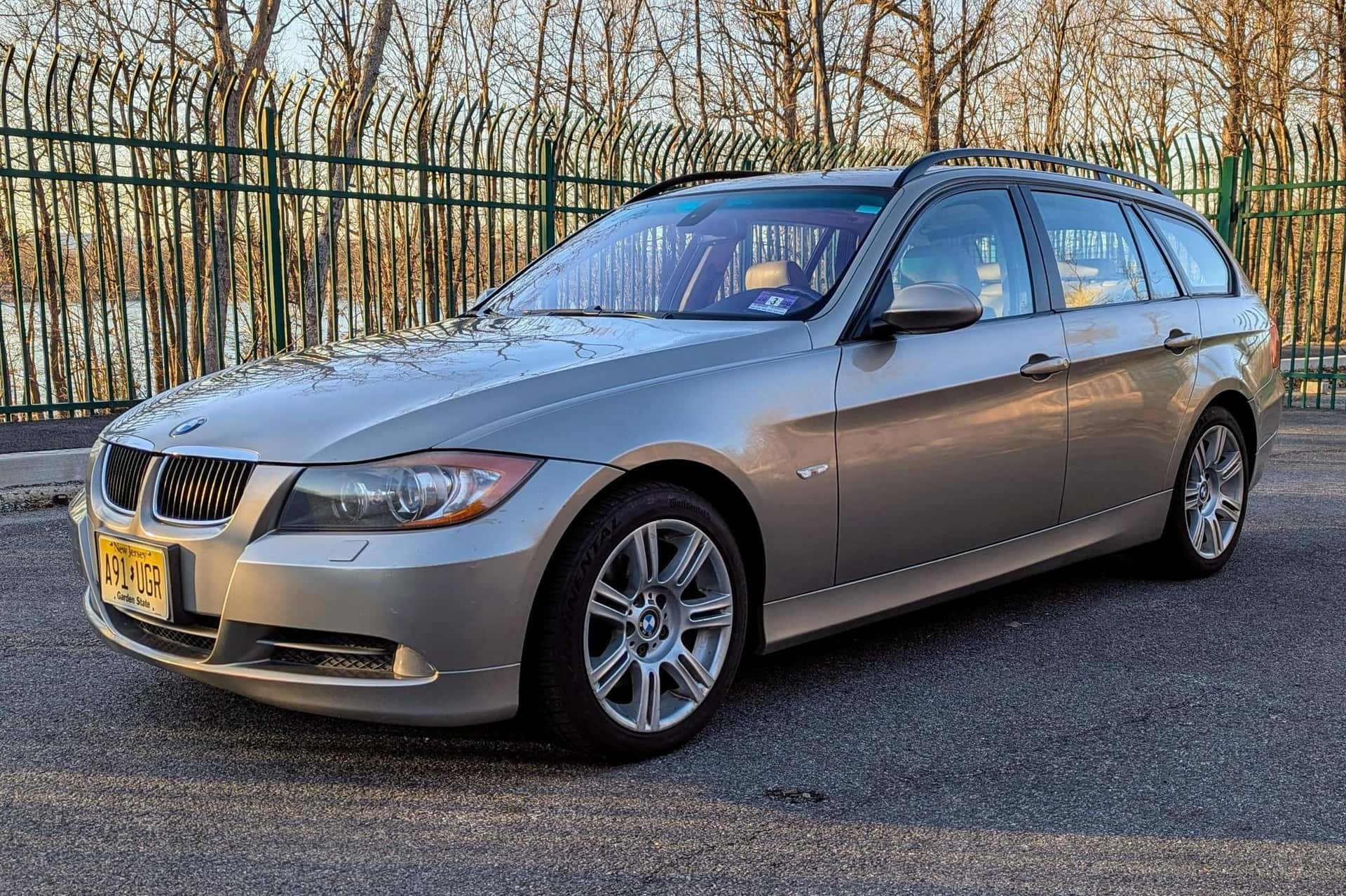 2008 BMW 3 Series sold for $11,100