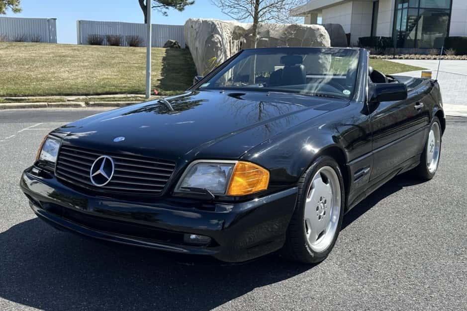 1996 Mercedes-Benz R129 SL sold for $14,500
