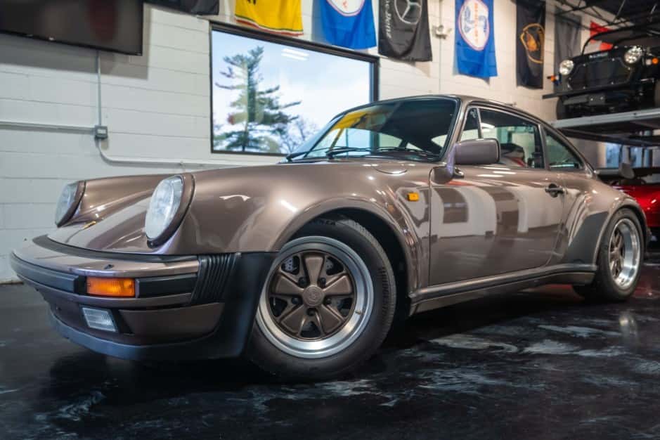 1983 Porsche 930 Turbo sold for $115,930