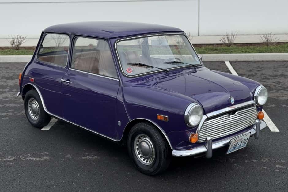 1973 Mini Mk III-Mk V sold for $10,000