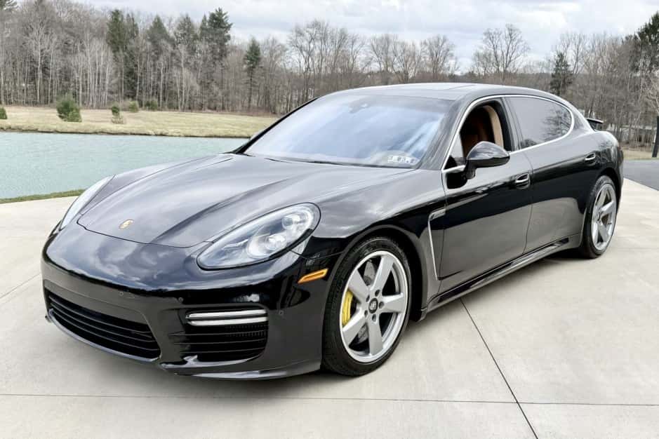 2014 Porsche Panamera sold for $52,000