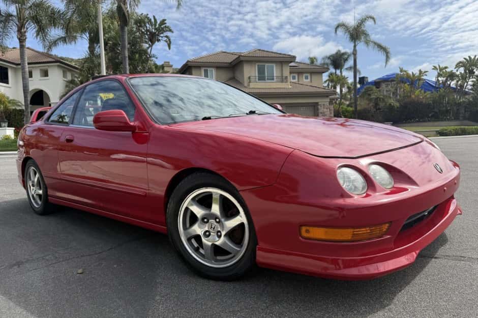 1998 Acura Integra sold for $13,000