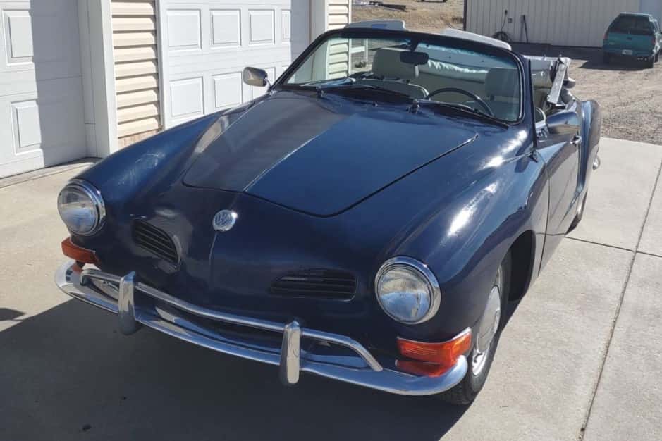 1970 Volkswagen Karmann Ghia sold for $11,250