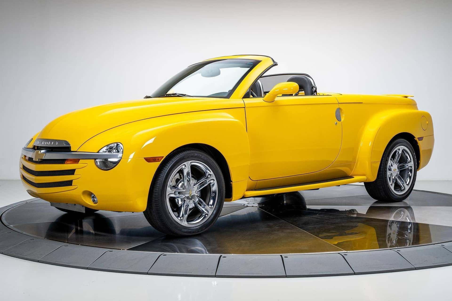 2005 Chevrolet SSR sold for $42,250