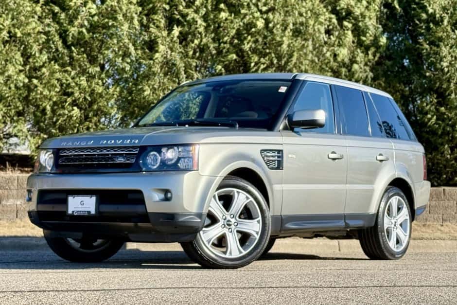 2012 Land Rover Range Rover Sport L320 sold for $21,000
