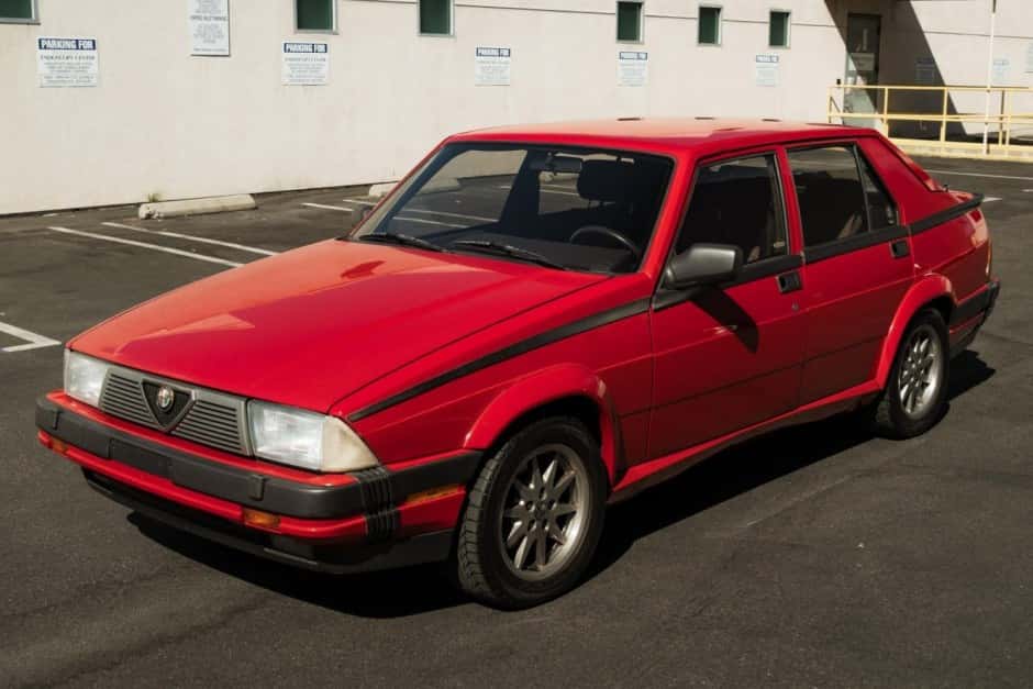 1987 Alfa Romeo 75/Milano sold for $7,588