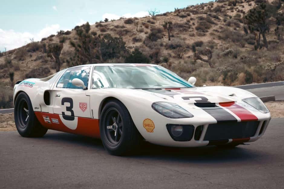 0 Ford GT40 Replica sold for $144,000
