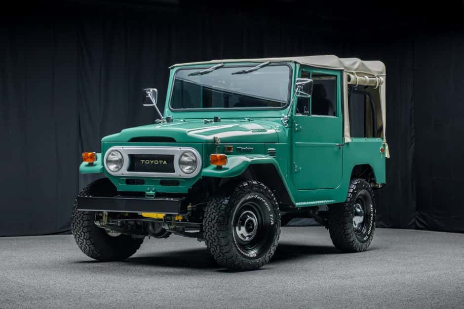1974 Toyota Land Cruiser FJ40 sold for $27,000
