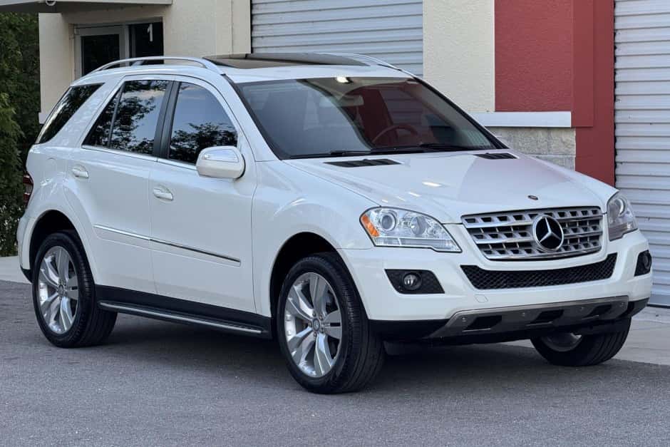 2010 Mercedes-Benz M-Class & GLE-Class sold for $15,850