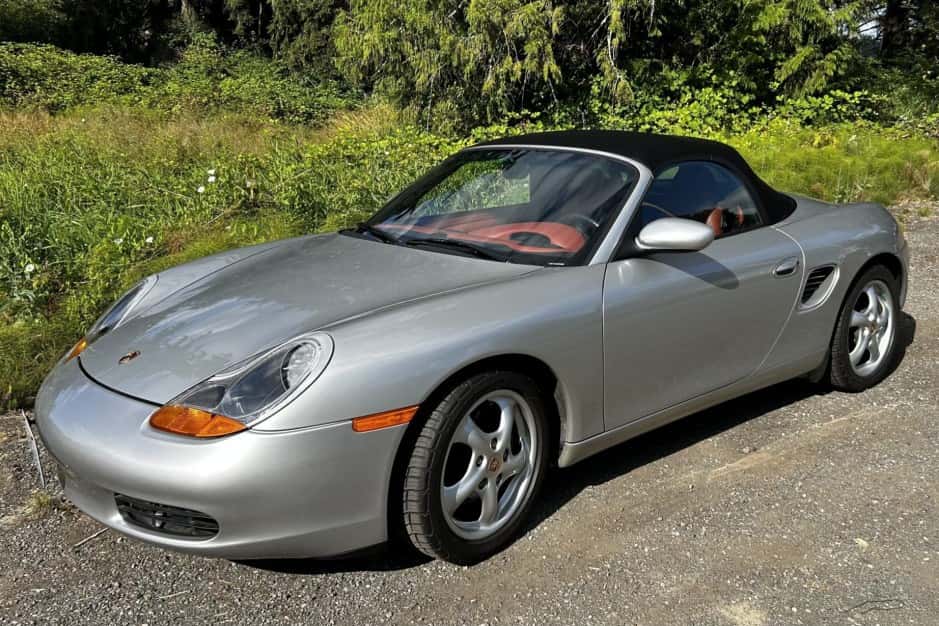 1998 Porsche 986 Boxster sold for $20,200