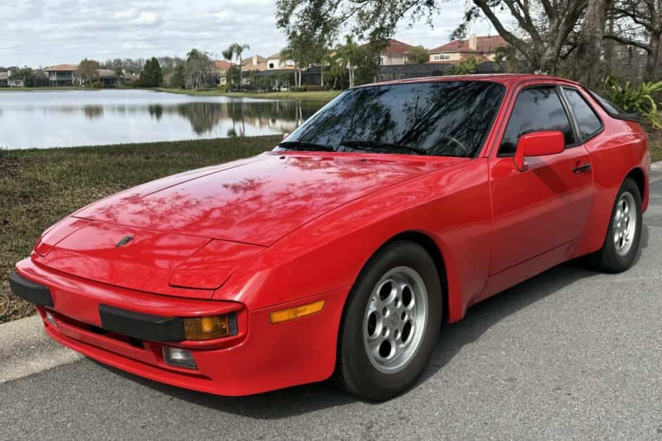 1986 Porsche 944 sold for $21,000